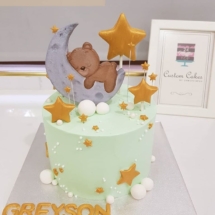Moon Baby Bear Cake