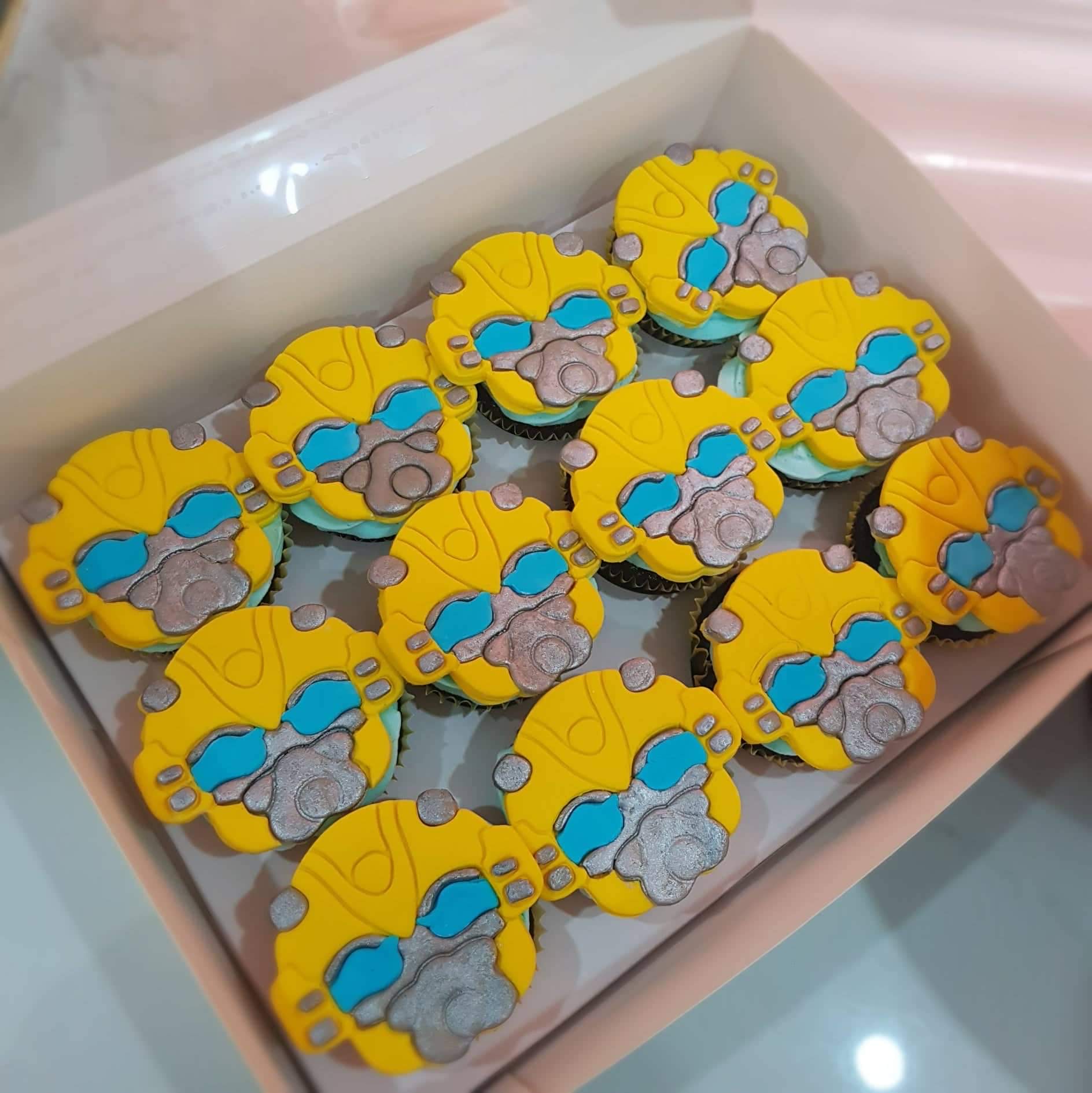 bumblebee transformers cupcake cake｜TikTok Search